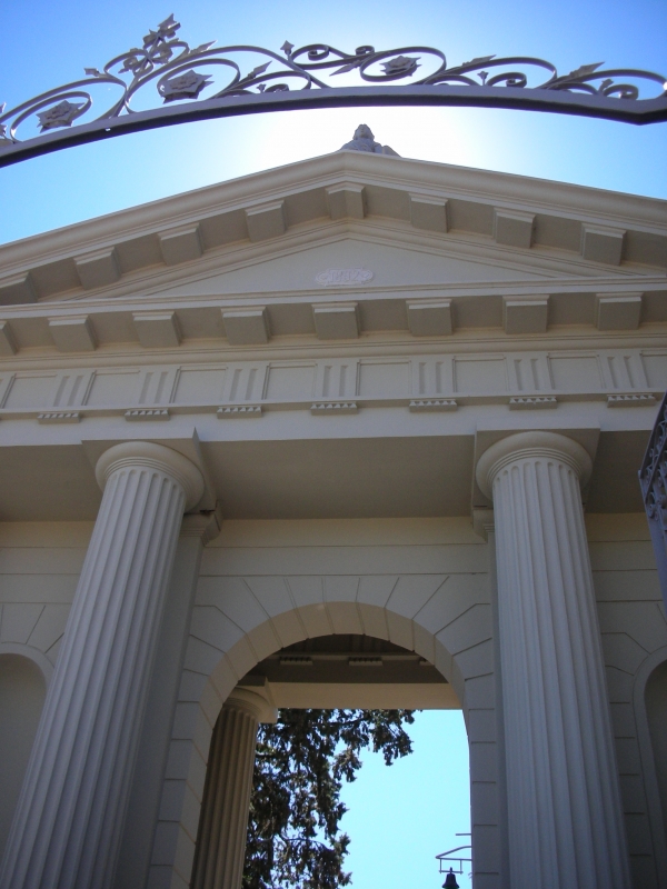 Museo Monumento a la Perpetuidad (‘Cementerio Viejo’)