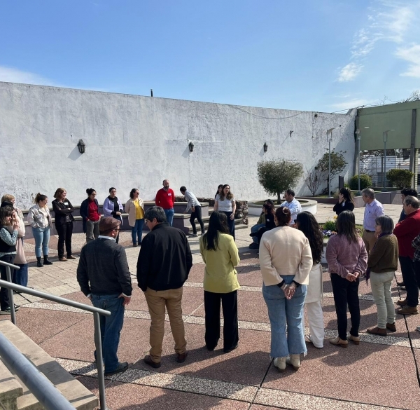 Área de Educación y Comunidades