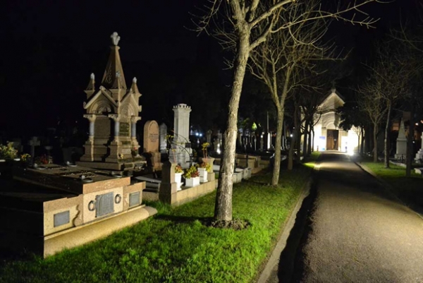 IV Encuentro a la puesta del sol. Ciclo de conferencias en la Capilla del Cementerio Británico.